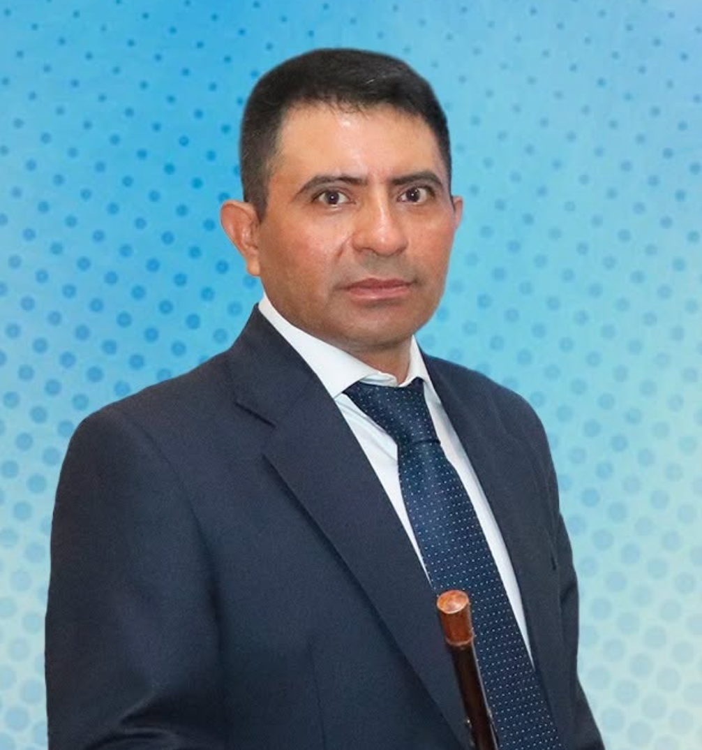 Eduardo Morales Medio